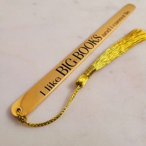 i like BIG BOOKS and i cannot lie Metal Bookmark with Tassel Gold color.
